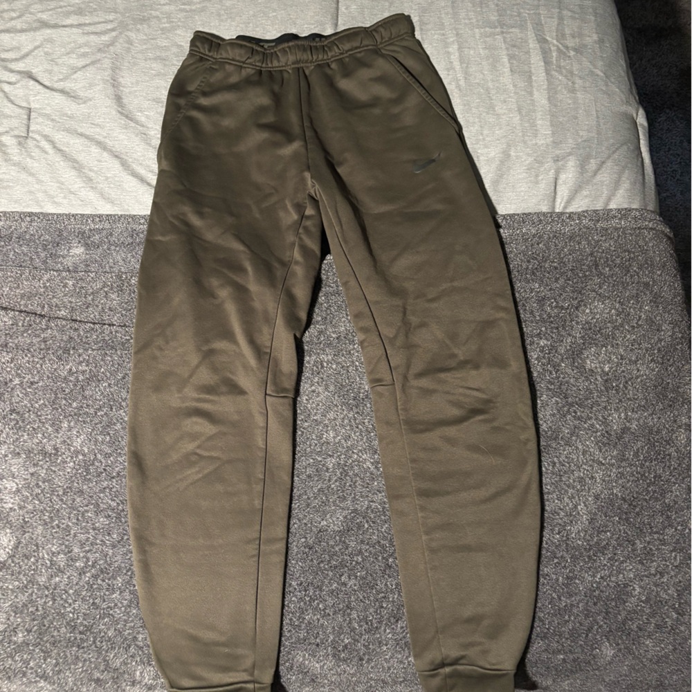 NIKE JOGGERS